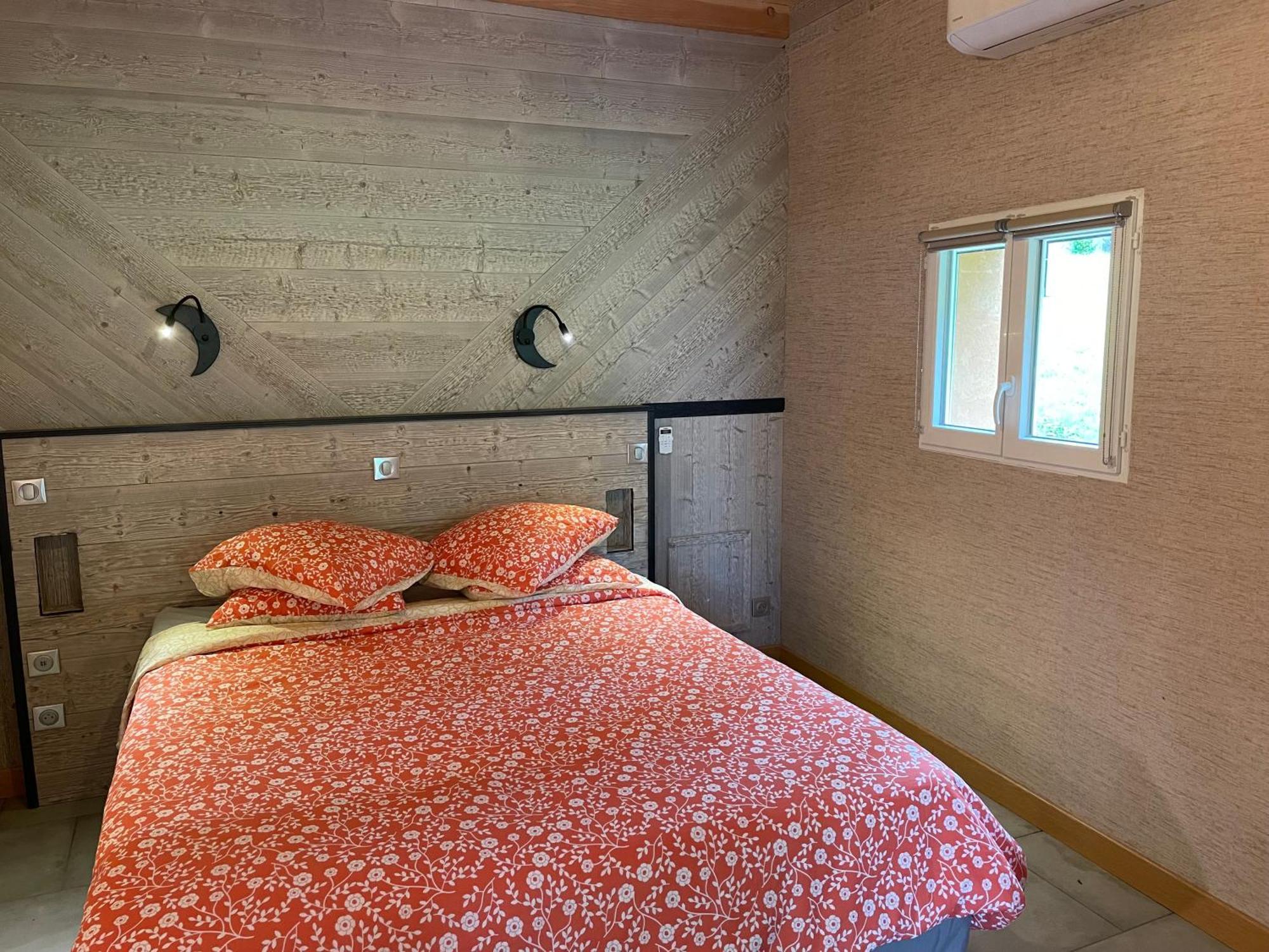 La Ferme De Montard Bed & Breakfast Montmorot Exterior photo